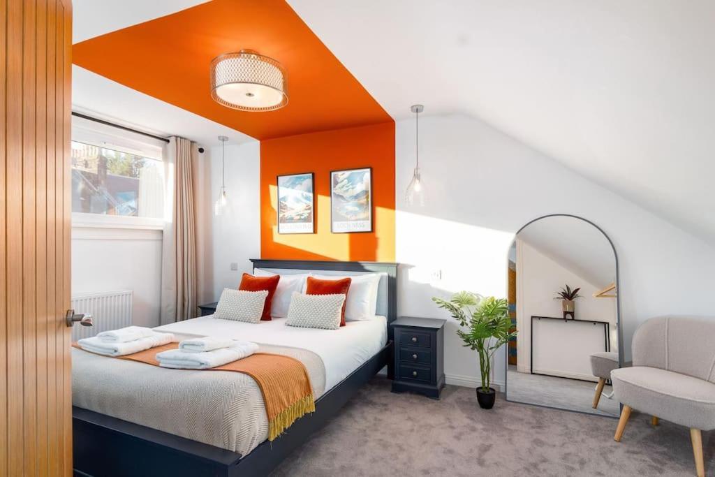 The Stylish 3-Bedroom Maisonette Retreat Стърлинг Екстериор снимка