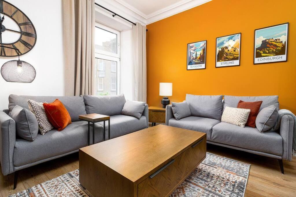 The Stylish 3-Bedroom Maisonette Retreat Стърлинг Екстериор снимка